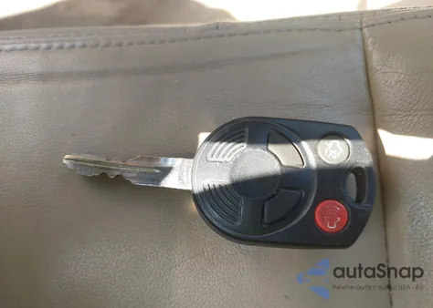 2011 Ford Escape Limited из США, поврежденный, VIN 1FMCU0E71BKB15149